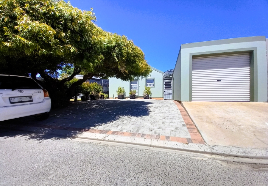 To Let 3 Bedroom Property for Rent in Bonnie Brae Western Cape